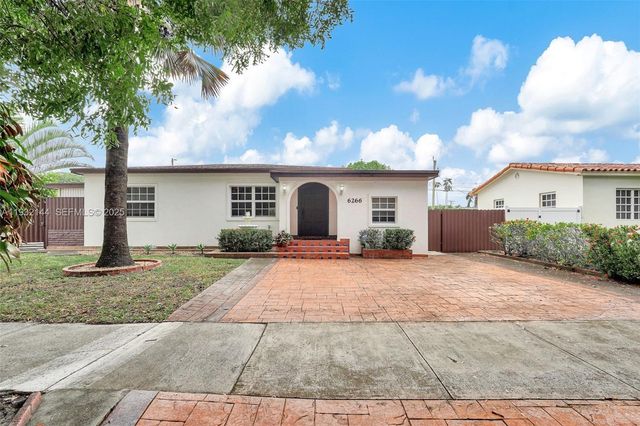 6266 SW 42nd St, South Miami, FL 33155