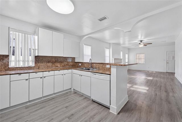 1168 NW 30th Street 1168, Miami, FL 33127