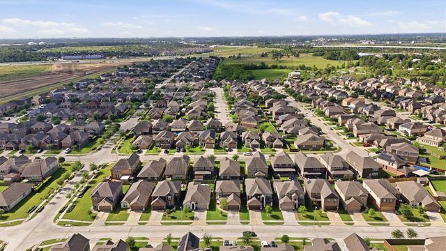 14706 Ruddy Duck Lane, Houston, TX 77049