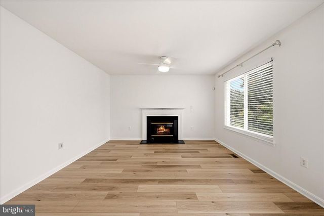 5710 RHODE ISLAND DR, Woodbridge, VA 22193