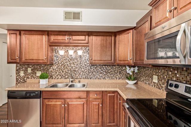 2535 W Rose Lane, Phoenix, AZ 85017