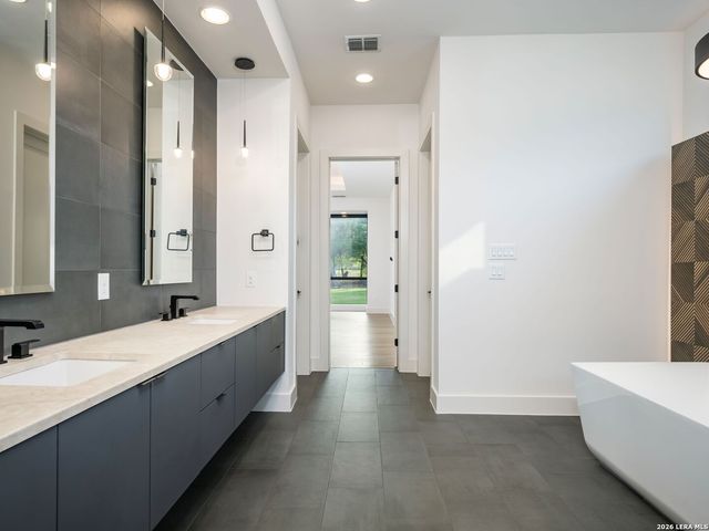 211 Wellesley Hill, San Antonio, TX 78231
