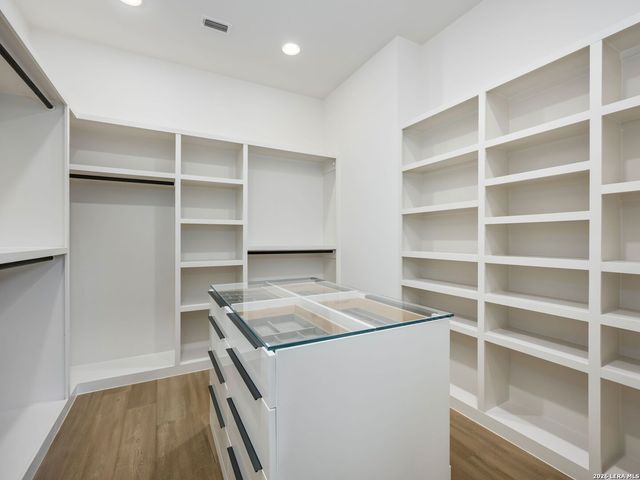 211 Wellesley Hill, San Antonio, TX 78231