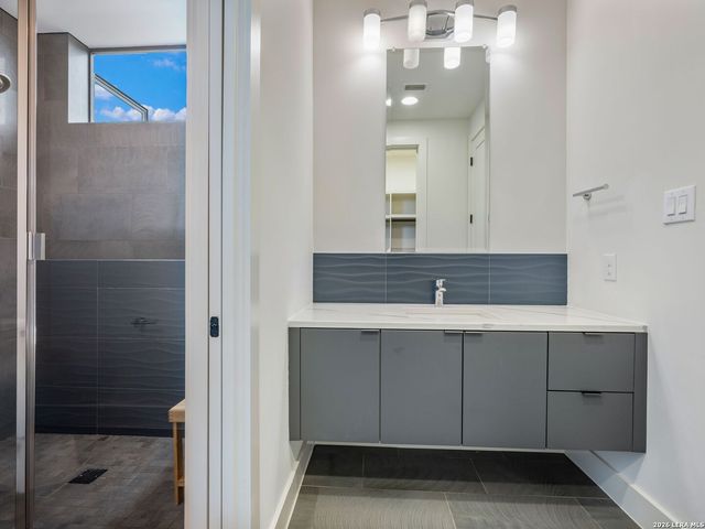211 Wellesley Hill, San Antonio, TX 78231
