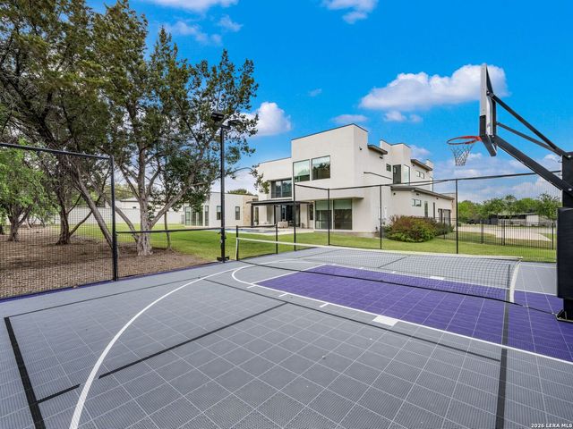 211 Wellesley Hill, San Antonio, TX 78231