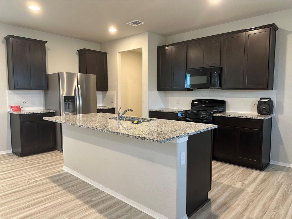 240 Tall Grass DR, Georgetown, TX 78628