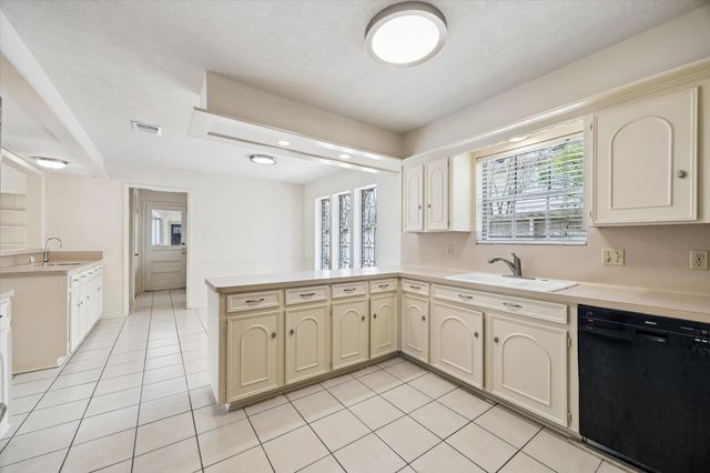 10835 Cranbrook Road, Houston, TX 77042