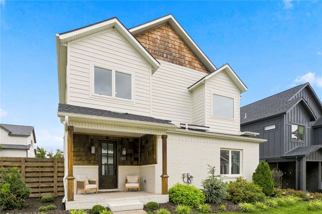 105 NW Ozark Way, Bentonville, AR 72712