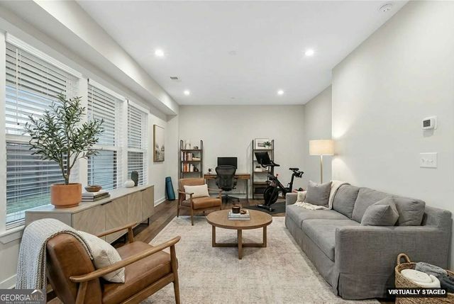 1134 Ansel Lane NW, Atlanta, GA 30318