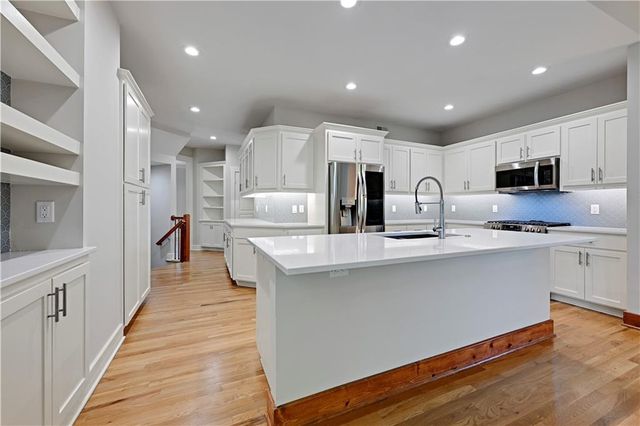 14500 Outlook Street, Overland Park, KS 66223