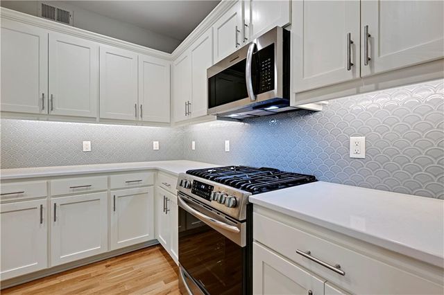 14500 Outlook Street, Overland Park, KS 66223