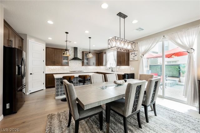 10145 Matter Overlook Drive, Las Vegas, NV 89178