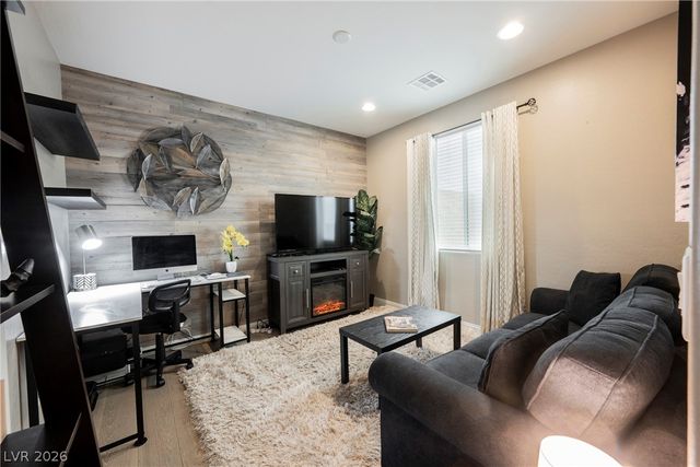 10145 Matter Overlook Drive, Las Vegas, NV 89178