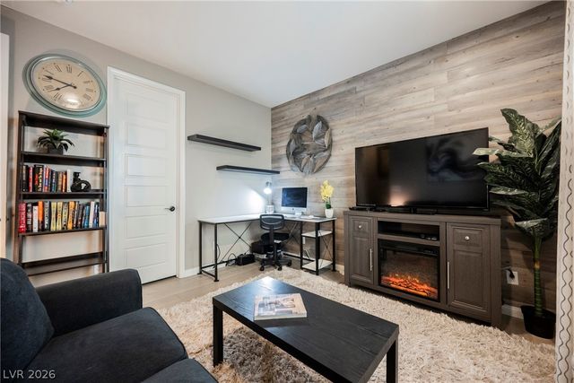 10145 Matter Overlook Drive, Las Vegas, NV 89178