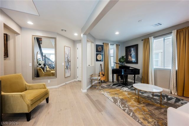 10145 Matter Overlook Drive, Las Vegas, NV 89178