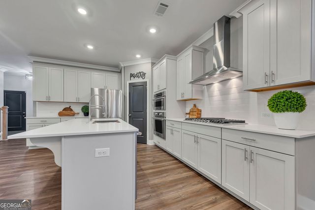 196 Hickory Bluffs Parkway, Canton, GA 30114