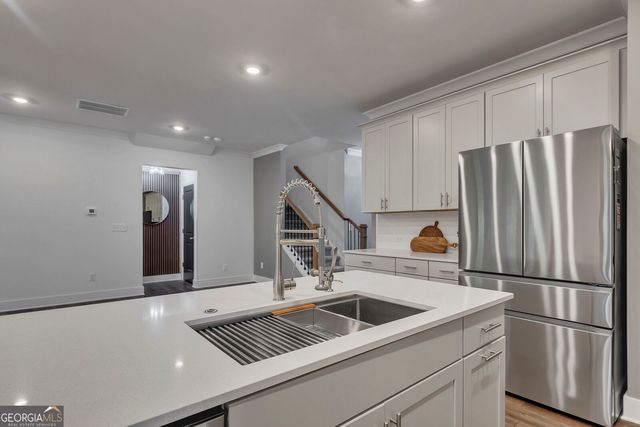 196 Hickory Bluffs Parkway, Canton, GA 30114