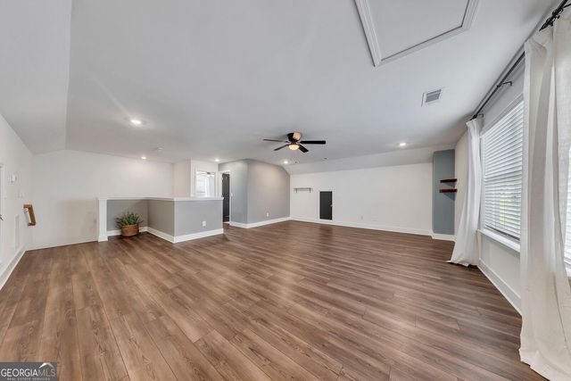 196 Hickory Bluffs Parkway, Canton, GA 30114