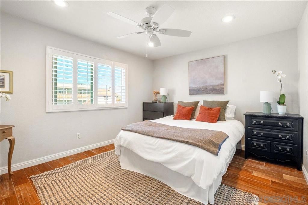 Image 13 of property listing at 2828 Famosa Blvd 305, San Diego, CA 92107