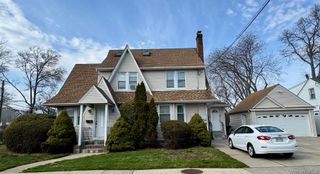 1 Allen Street 1, Lynbrook, NY 11563