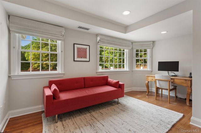82 Honey Hollow Road, Pound Ridge, NY 10576