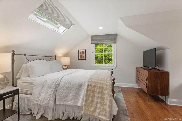82 Honey Hollow Road, Pound Ridge, NY 10576