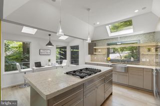 5517 MOHICAN RD, Bethesda, MD 20816