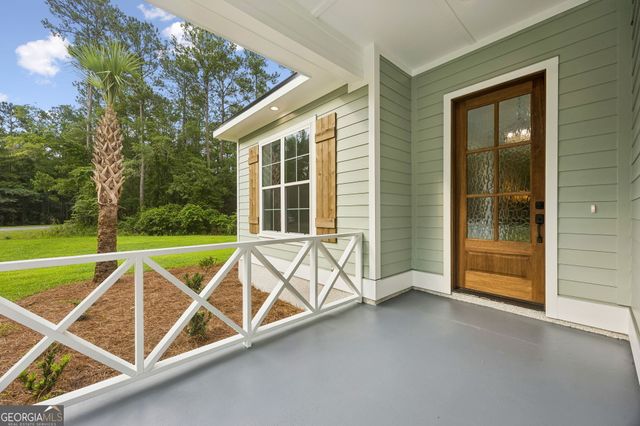 696 La Vento Lane, Waverly, GA 31565