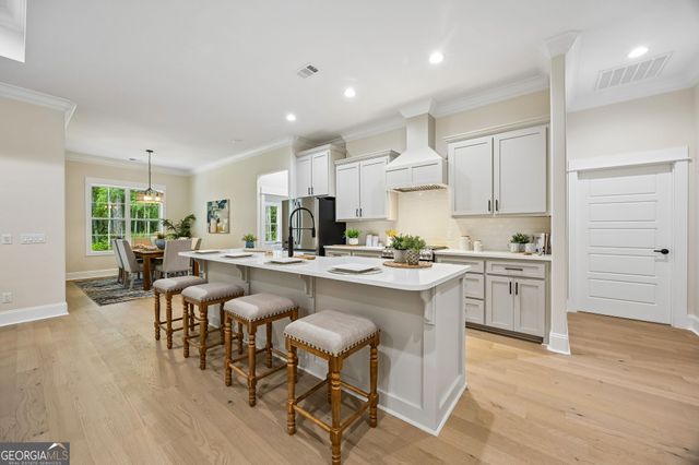 696 La Vento Lane, Waverly, GA 31565
