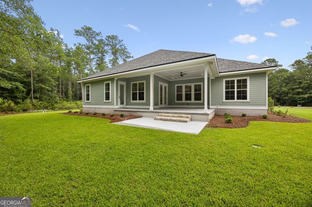 696 La Vento Lane, Waverly, GA 31565