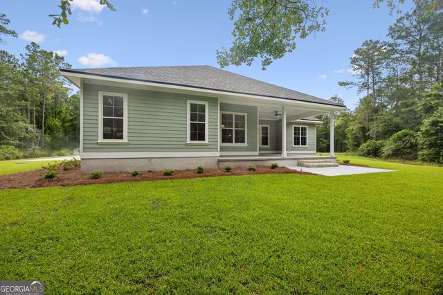 696 La Vento Lane, Waverly, GA 31565