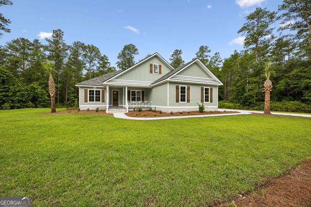 696 La Vento Lane, Waverly, GA 31565