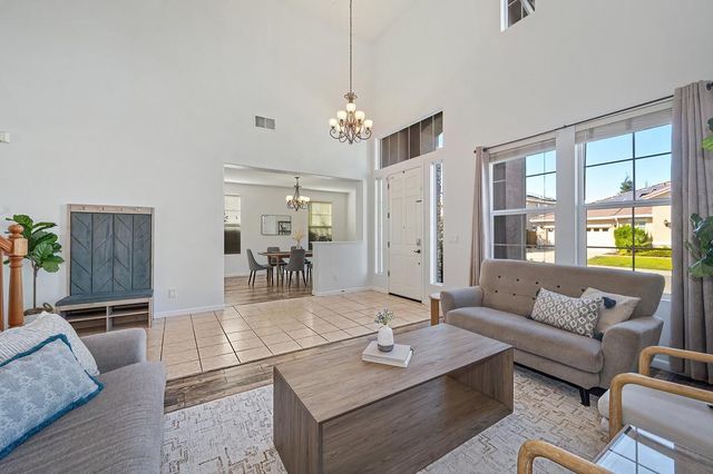 1314 Earlham Ln, Lincoln, CA 95648