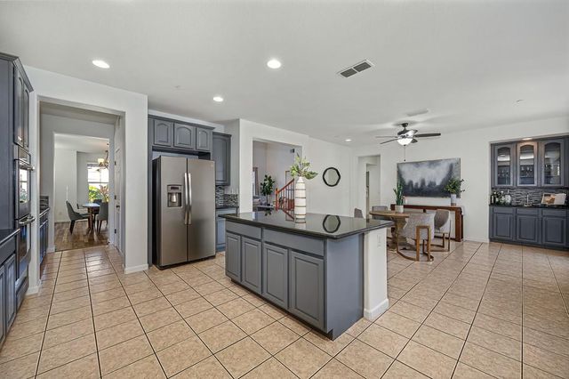 1314 Earlham Ln, Lincoln, CA 95648