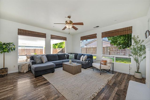 1314 Earlham Ln, Lincoln, CA 95648