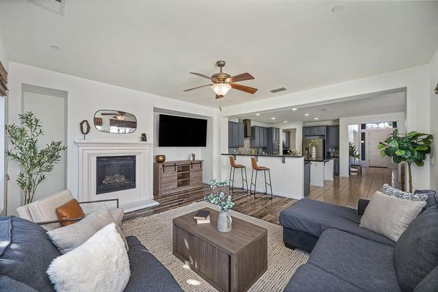 1314 Earlham Ln, Lincoln, CA 95648