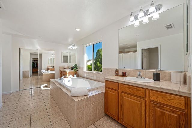 1314 Earlham Ln, Lincoln, CA 95648