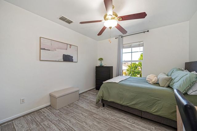 1314 Earlham Ln, Lincoln, CA 95648