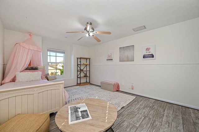 1314 Earlham Ln, Lincoln, CA 95648
