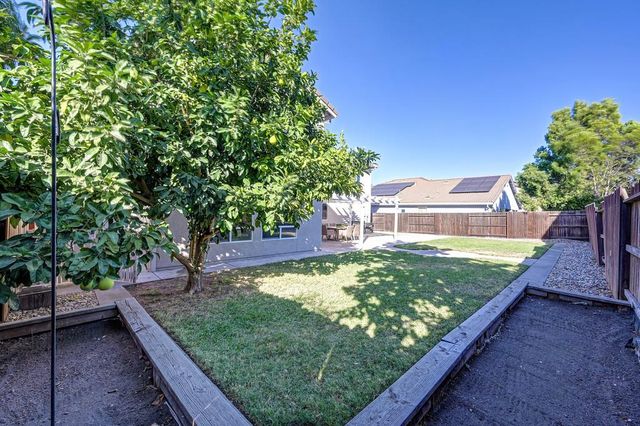 1314 Earlham Ln, Lincoln, CA 95648