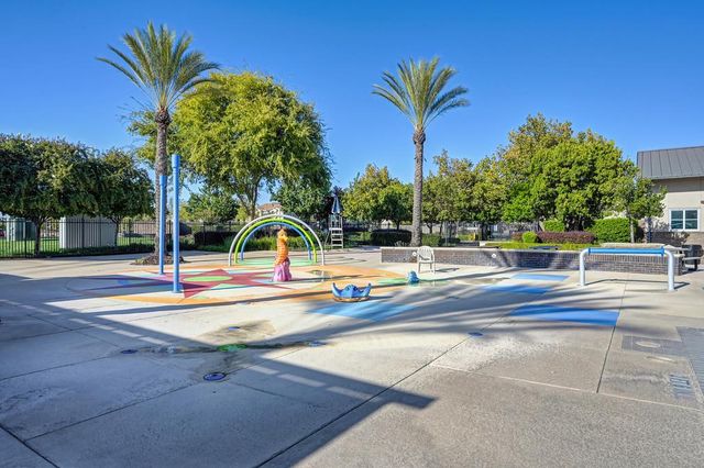 1314 Earlham Ln, Lincoln, CA 95648