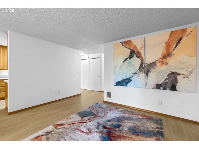 5190 Nw NEAKAHNIE Ave 11, Portland, OR 97229