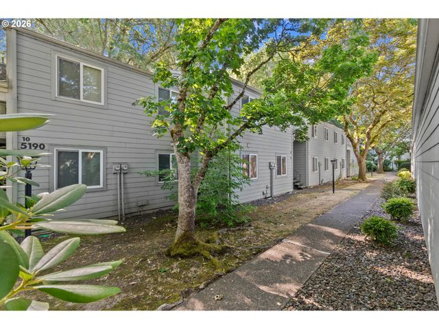 5190 Nw NEAKAHNIE Ave 11, Portland, OR 97229