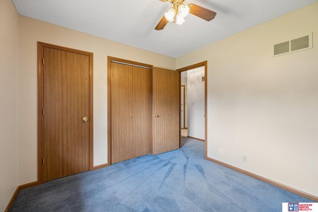 5527 Enterprise Drive, Lincoln, NE 68521