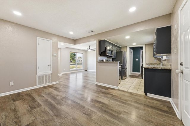 12227 Pompton Drive, Houston, TX 77089