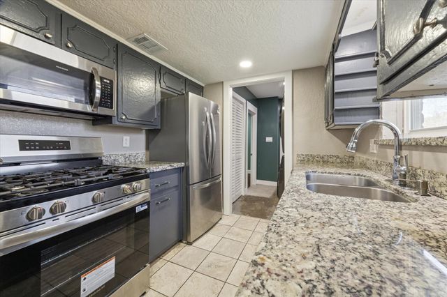 12227 Pompton Drive, Houston, TX 77089