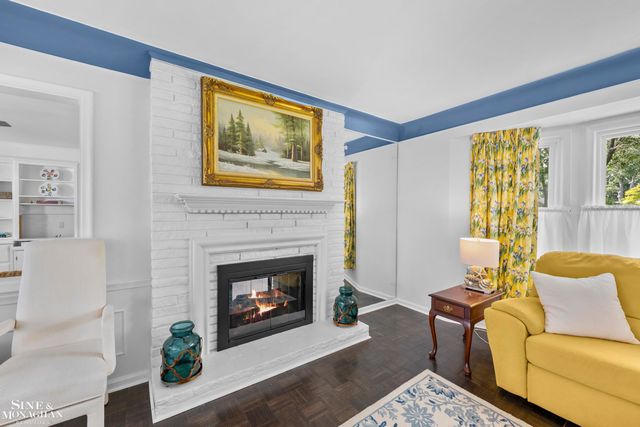 1387 Kensington Road, Grosse Pointe Park, MI 48230