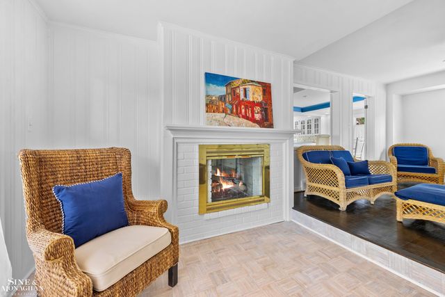 1387 Kensington Road, Grosse Pointe Park, MI 48230