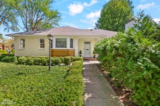1387 Kensington Road, Grosse Pointe Park, MI 48230