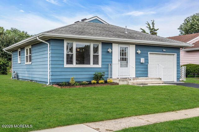 74 Fox Glove, Toms River, NJ 08755